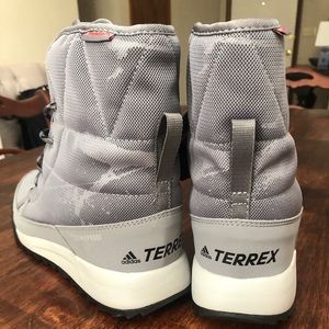 NWT adidas terrex snow boots